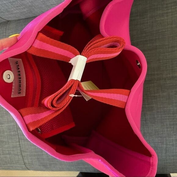 Pink & Red Neoprene Beach Tote - Picture 4 of 8
